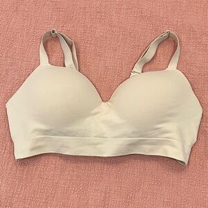 Smooth Truekind size 2XL nude colored Wireless Bra